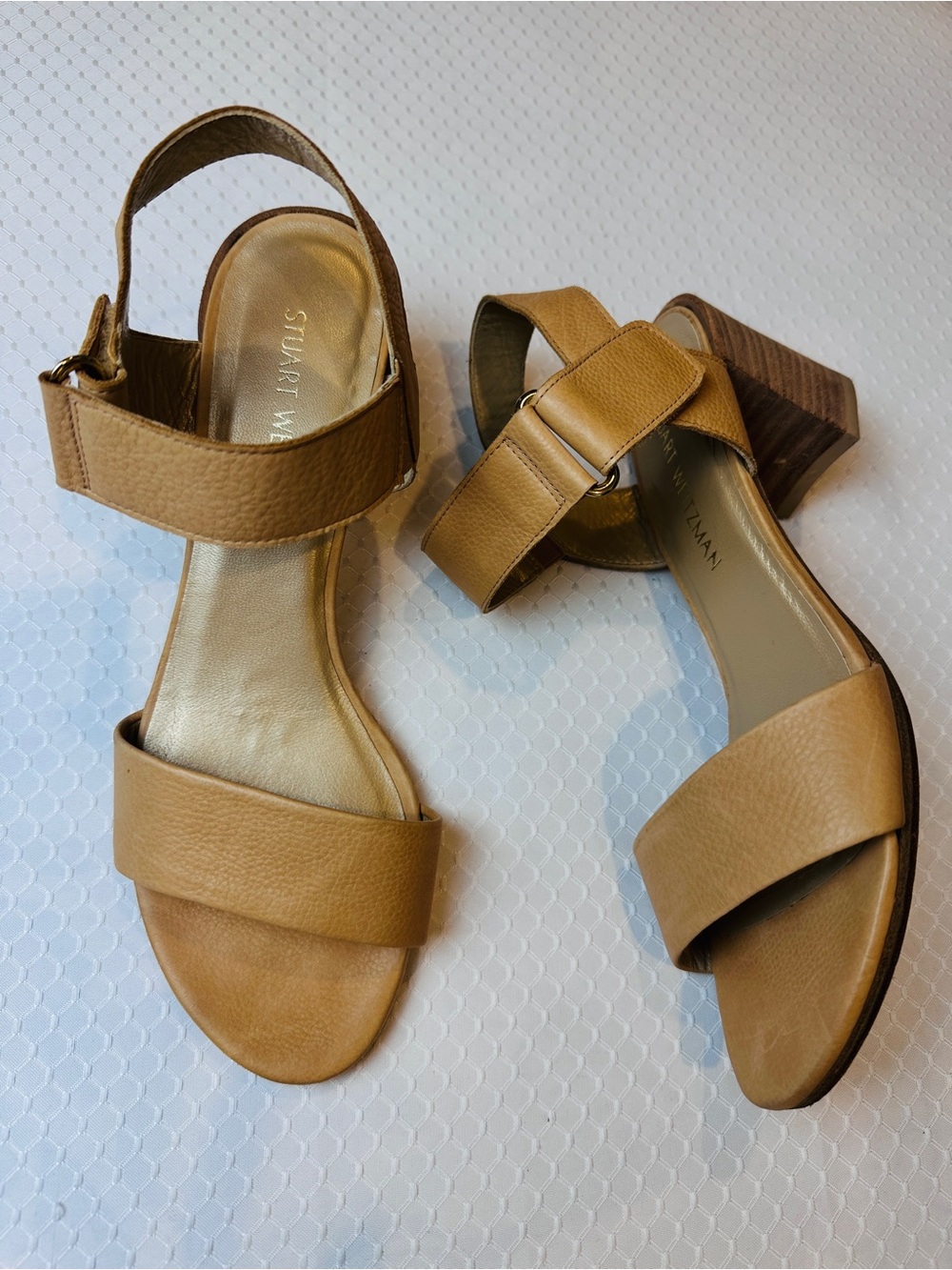 Stuart Weitzman Leather Nude Strappy Stacked Heel Sandals 9